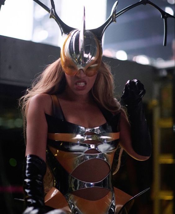 beyonce with her pure/honey look on tour